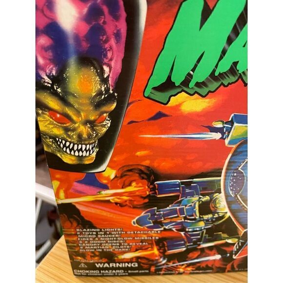 Trendmasters 1996 Mars Attacks! Doom Saucer  w/ Martian Pilot-Box New, Sealed Bo - Picture 3 of 7